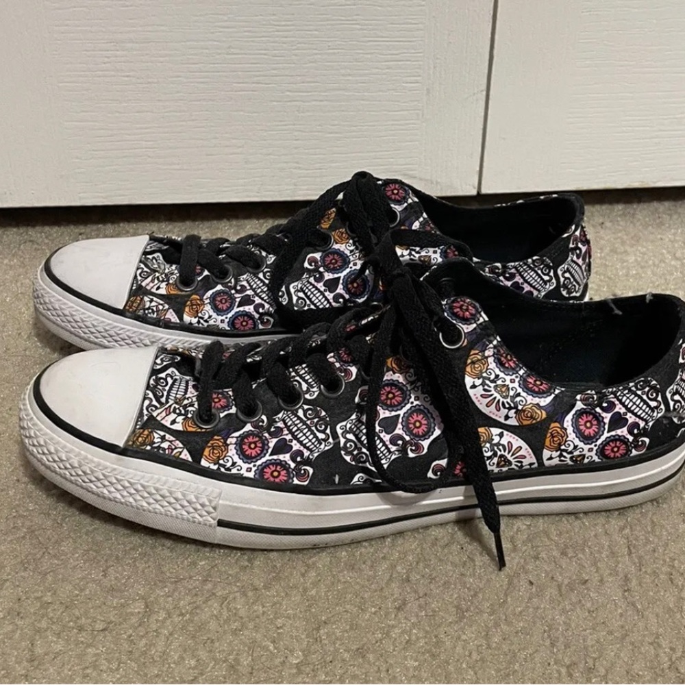 Sugar Skull Converse!!!